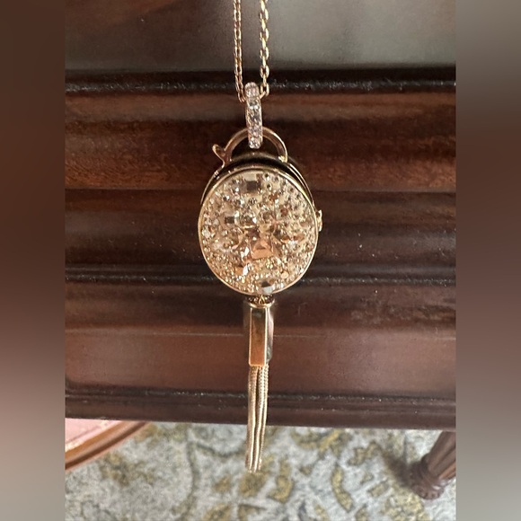 Henri Bendel Gold Tone Crystal Locket Tassel Pendant 35" Necklace 32.1g GUC - Picture 9 of 9